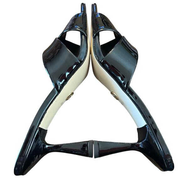 Michael Michael Kors Clara Patent Fluted Heels Mules Cross Straps NEW 9.5 - Picture 9 of 11